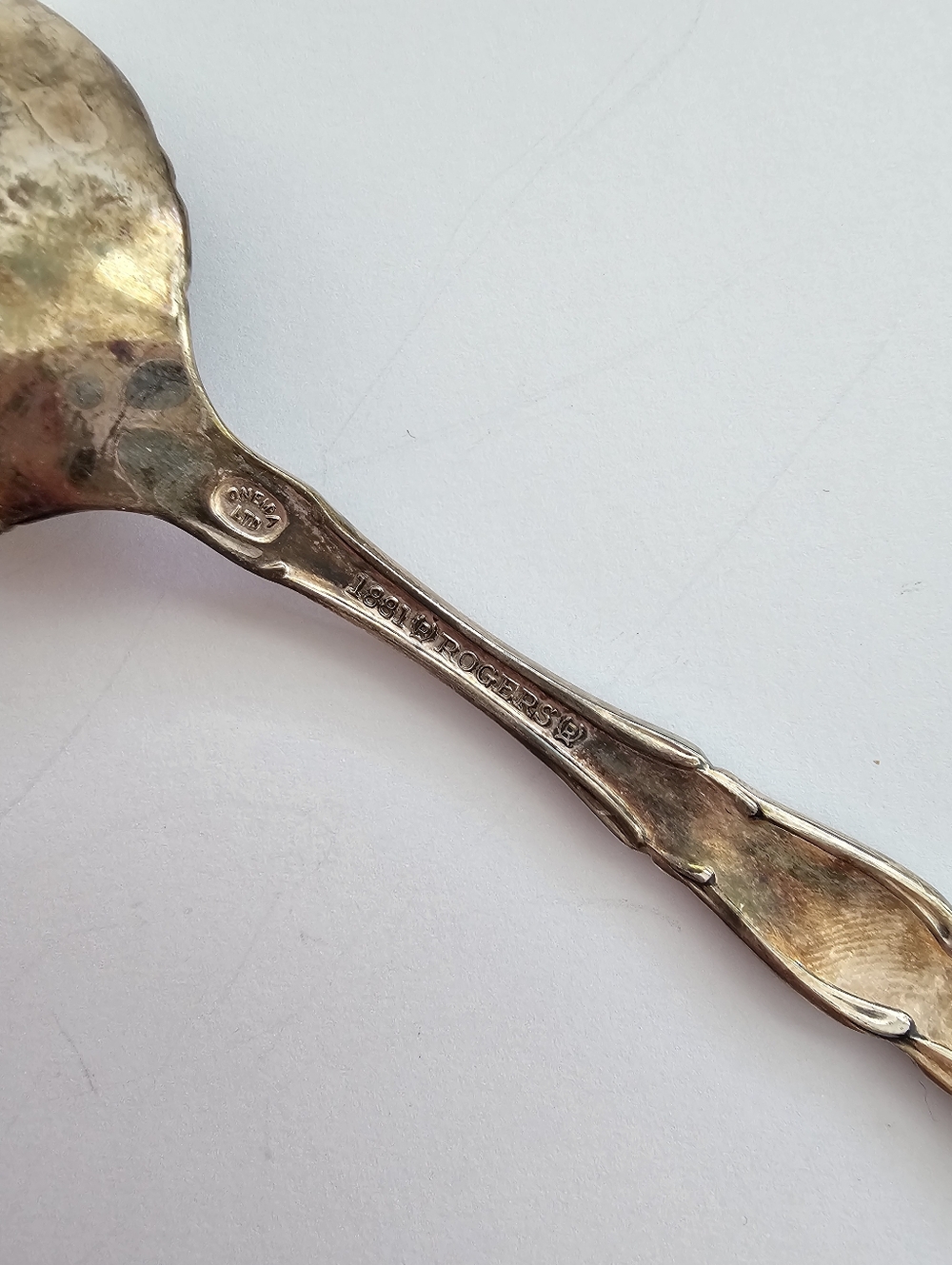 Vintage Oneida 1881 Rogers BELOVED Silverplate Flatware - 27 Piece Lot - 1940s - Picture 4 of 9